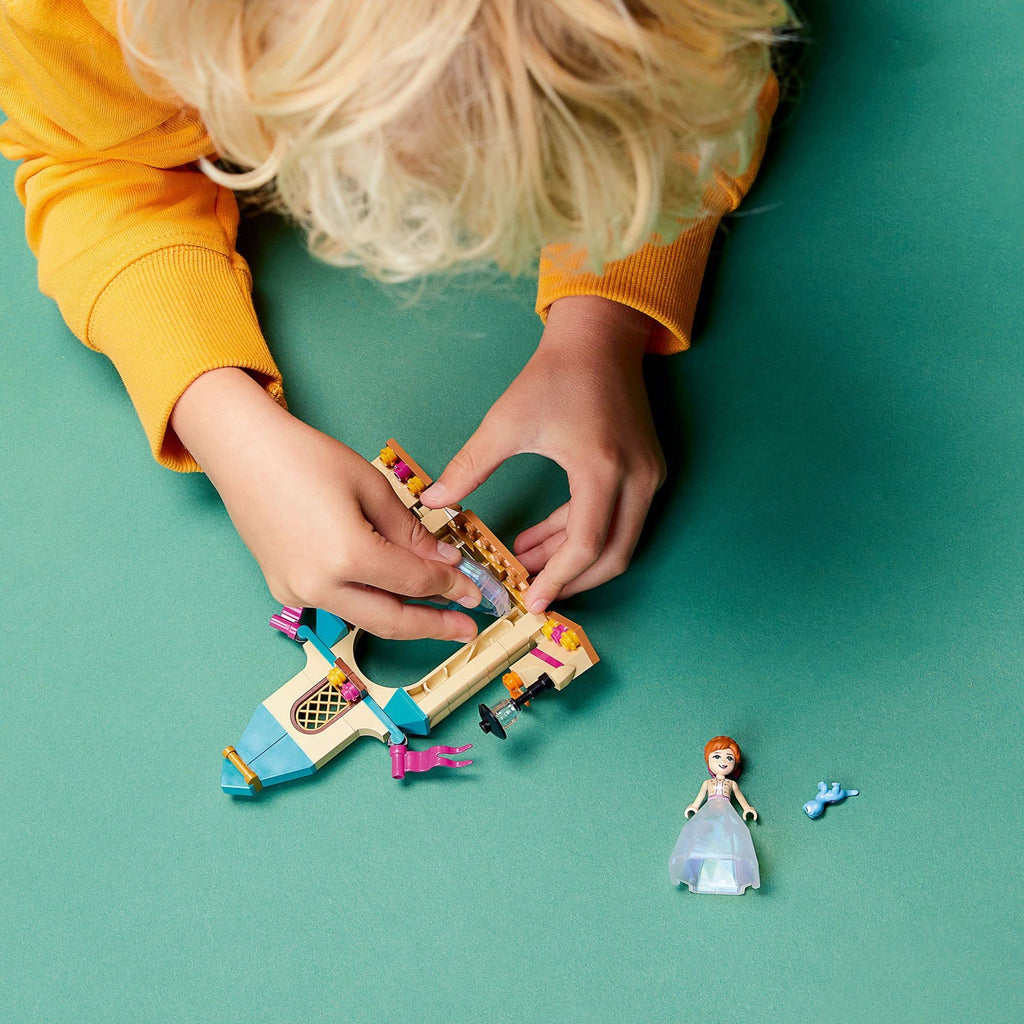 Building Toy Set with Mini-Doll Figure C96098